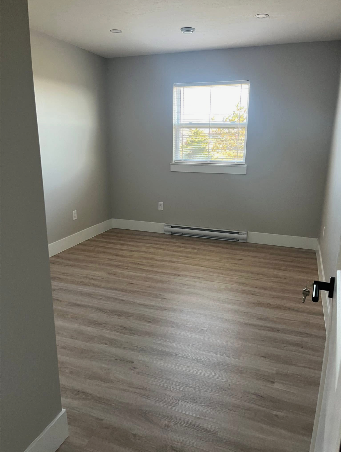 Second bedroom in a 204 Bellevue Heights unit